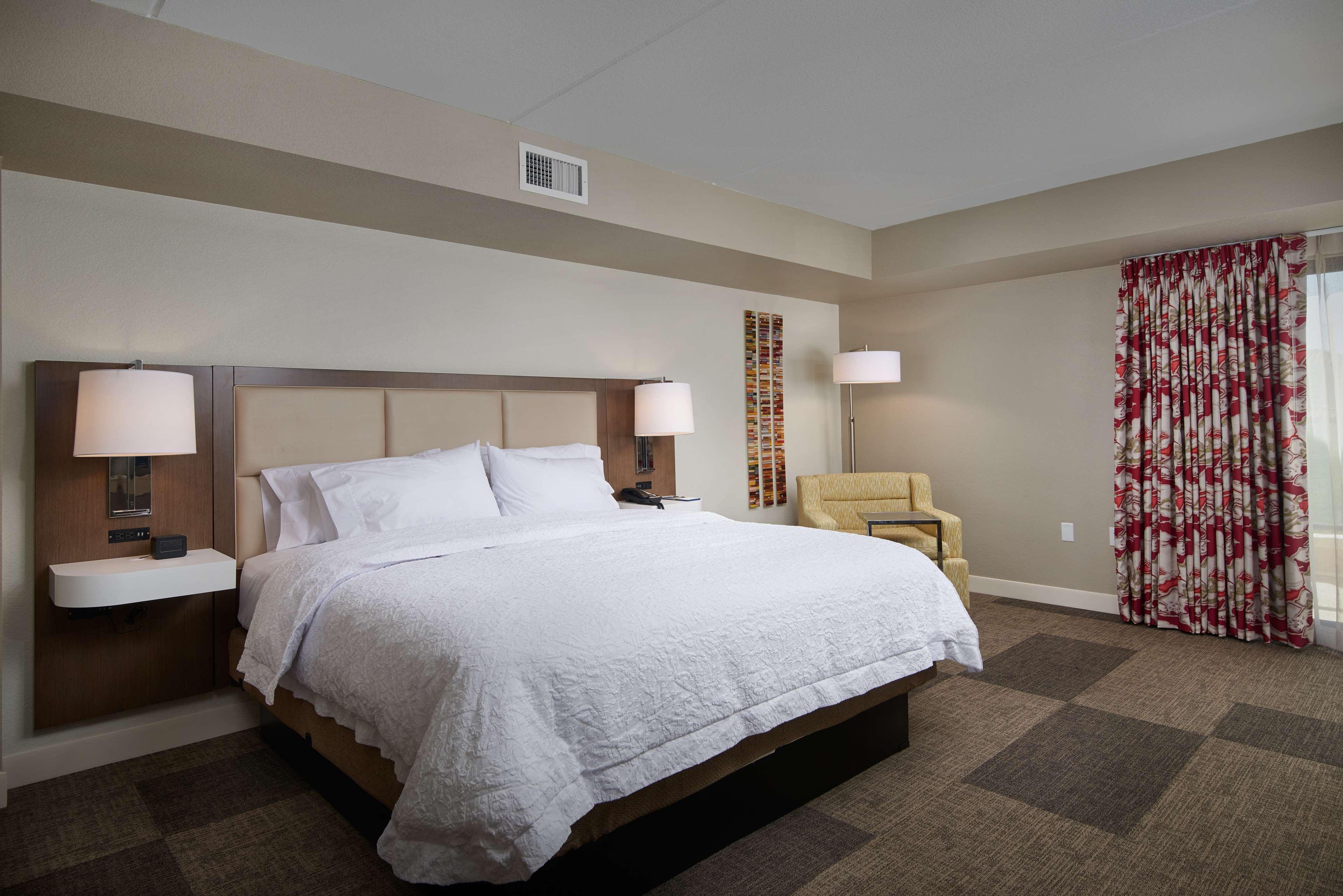 Hampton Inn & Suites Scottsdale On Shea Blvd Екстериор снимка