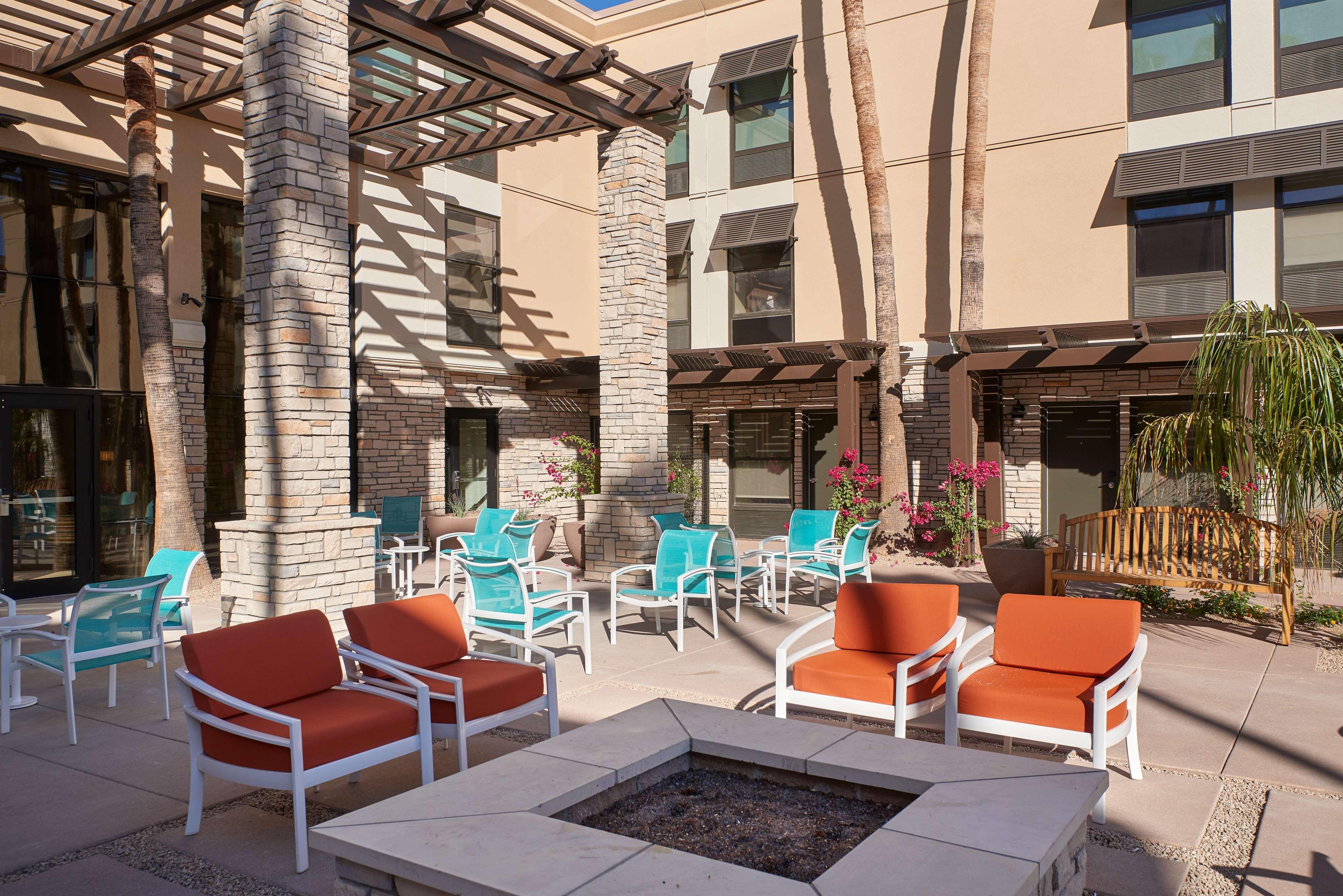Hampton Inn & Suites Scottsdale On Shea Blvd Екстериор снимка