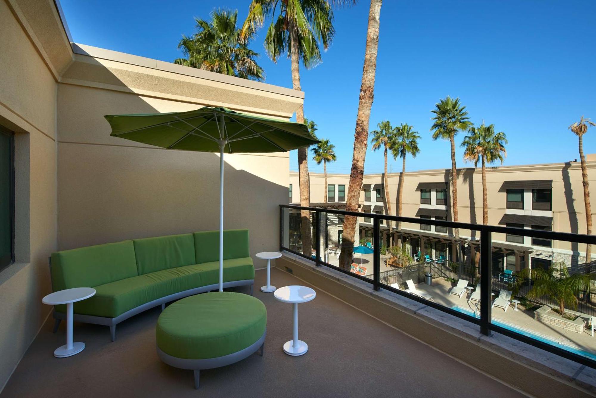 Hampton Inn & Suites Scottsdale On Shea Blvd Екстериор снимка