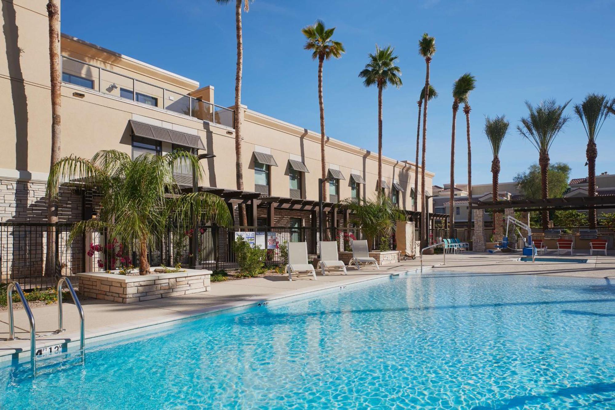 Hampton Inn & Suites Scottsdale On Shea Blvd Екстериор снимка
